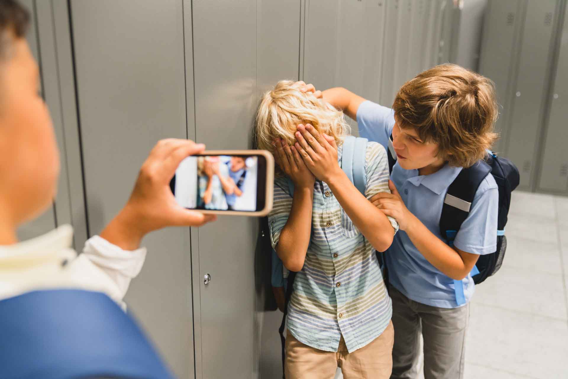Tutela contro bullismo, cyberbullismo e pericoli della Rete